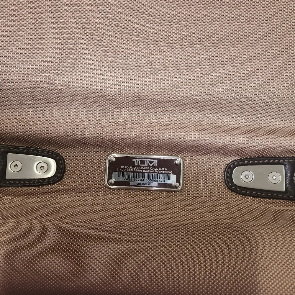 Tumi 2945CHF leather laptop briefcase